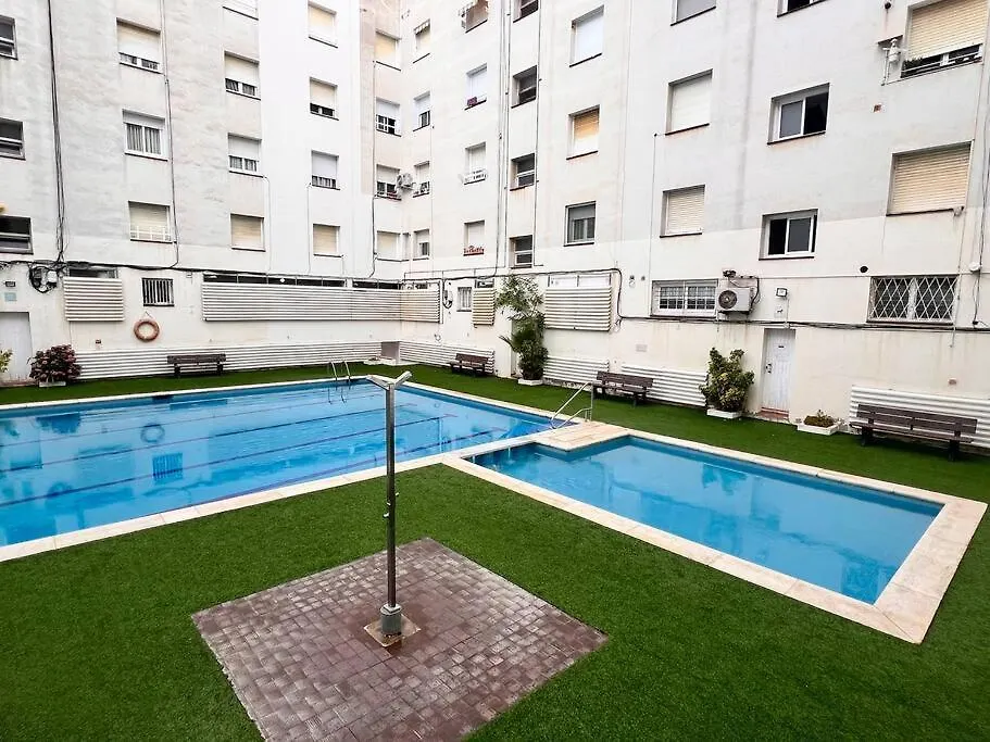 Apartamento Biada Con Piscina Pineda de Mar 0*,  İspanya