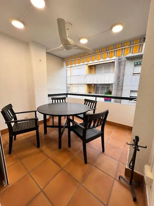 Apartamento Biada Con Piscina Pineda de Mar Daire